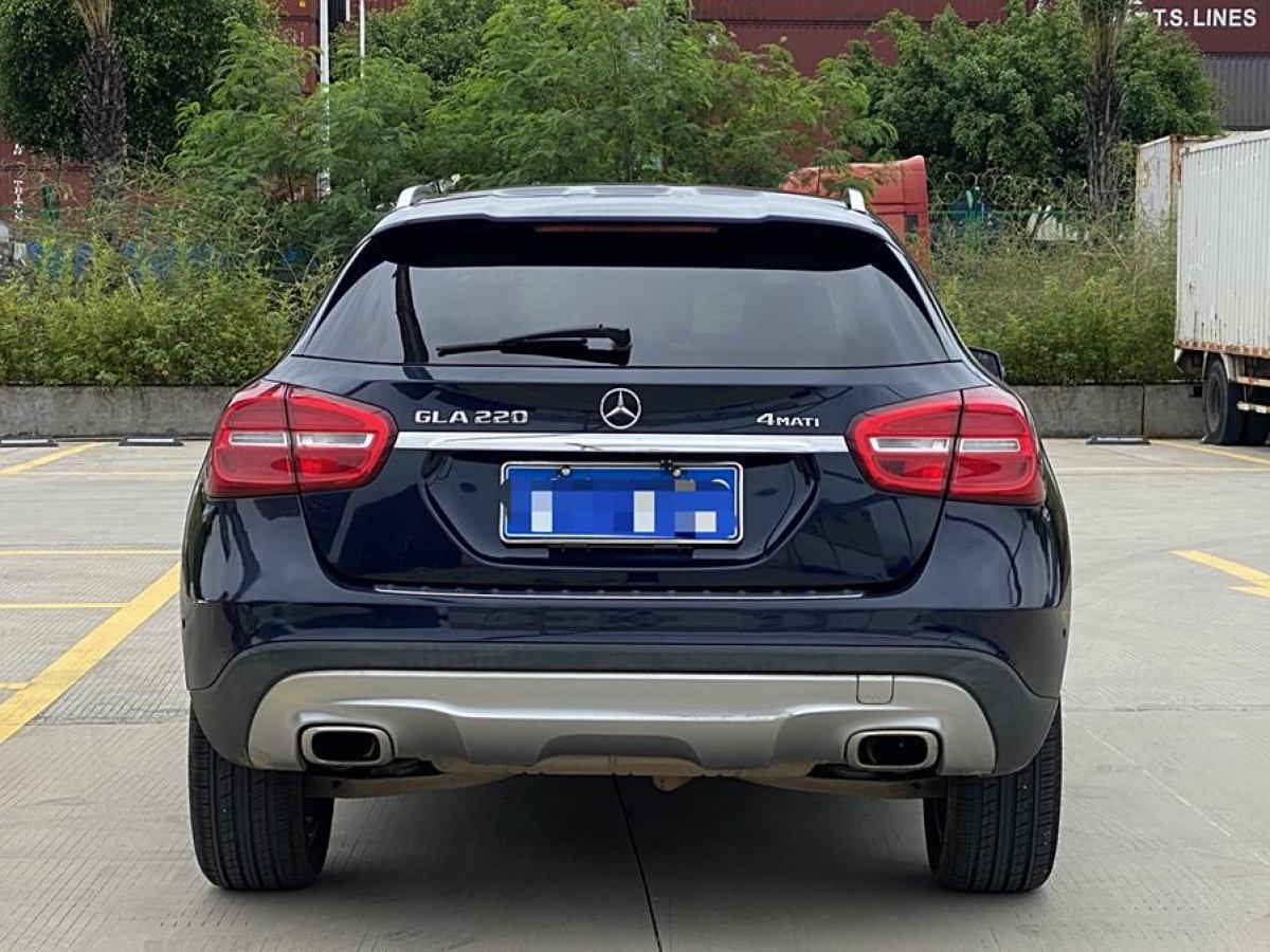 奔馳 奔馳GLA  2015款 GLA 220 4MATIC 時尚型圖片