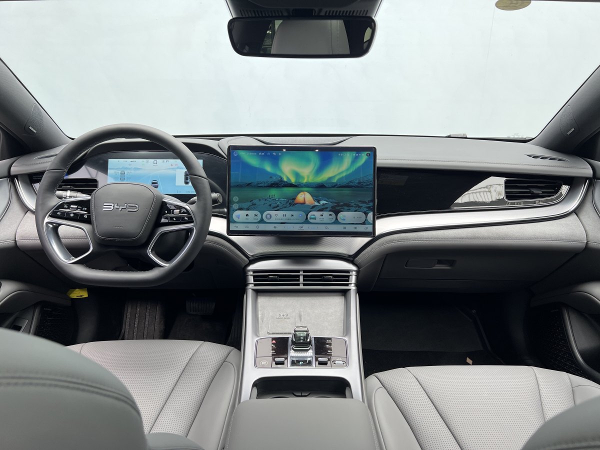 2024年9月比亞迪 海豹07 DM-i  2025款 DM-i 1.5L 125km 尊貴型