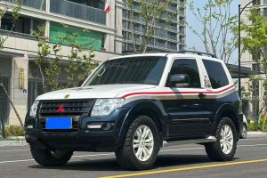 帕杰羅 三菱 3.0L 自動尊貴版