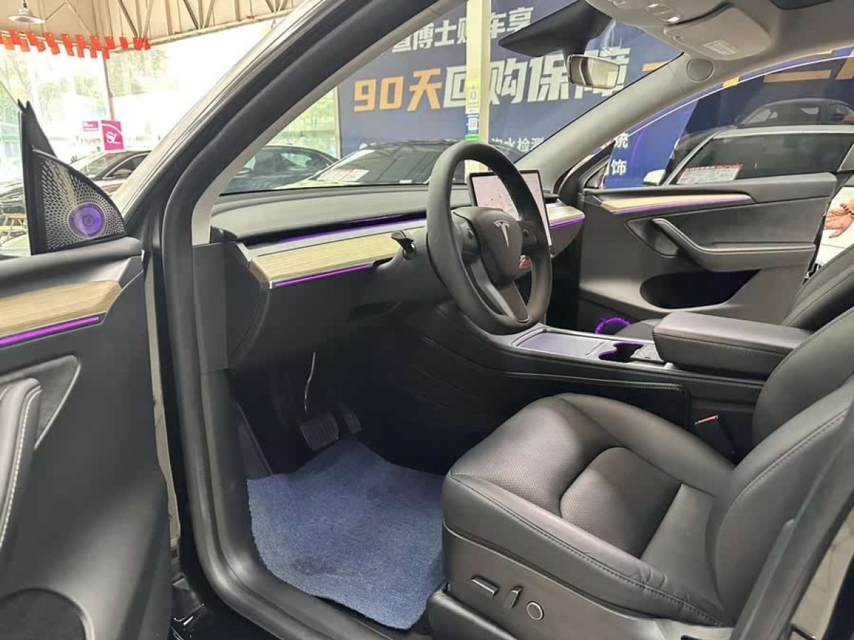 特斯拉 Model Y  2022款 改款 后輪驅(qū)動版圖片