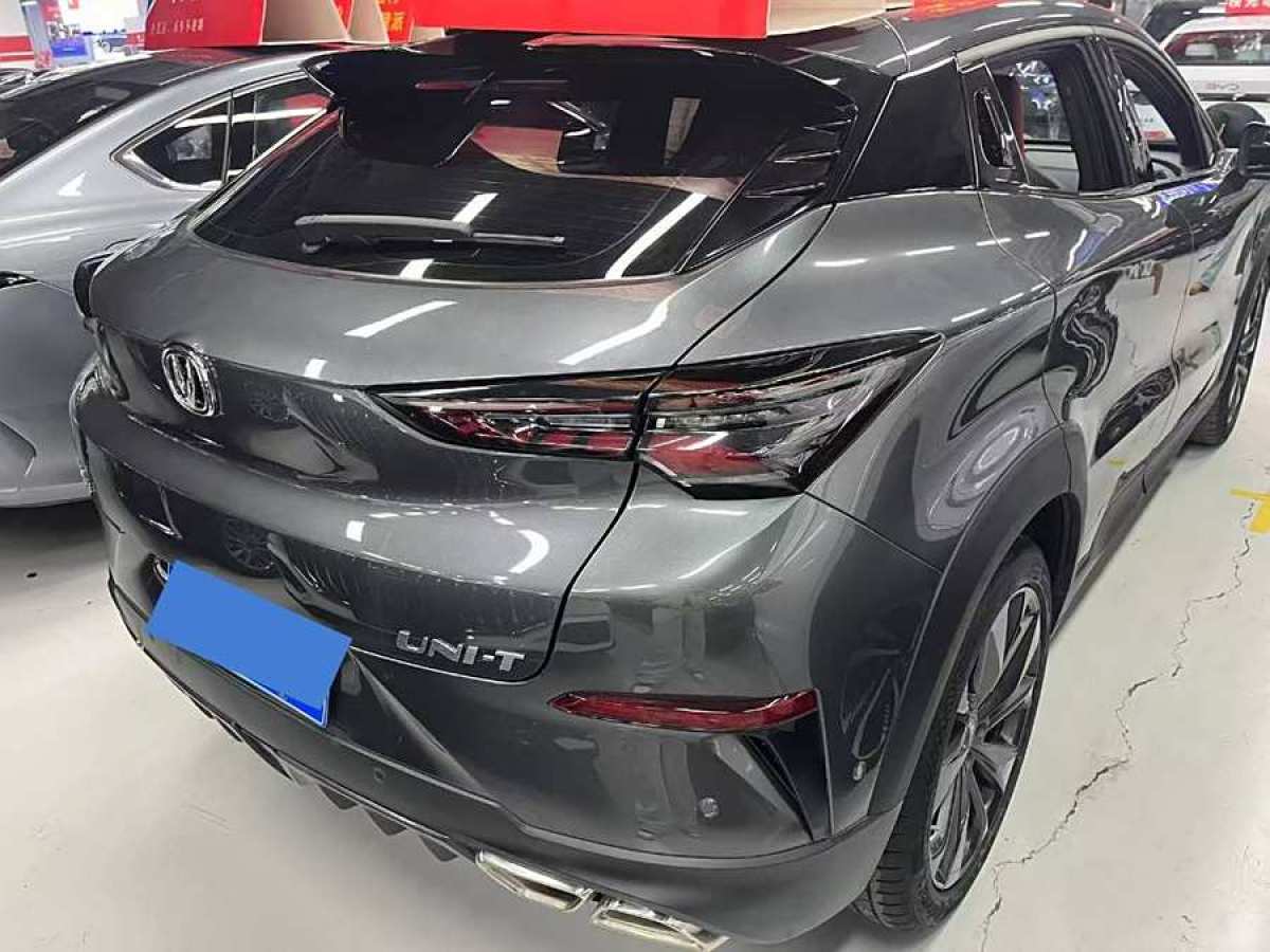 2021年11月長(zhǎng)安 UNI-T  2021款 1.5T 卓越型