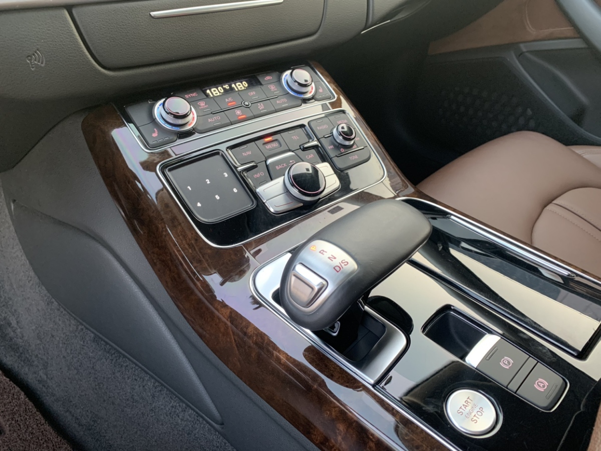 奥迪 奥迪A8  2017款 A8L 45 TFSI quattro舒适型图片