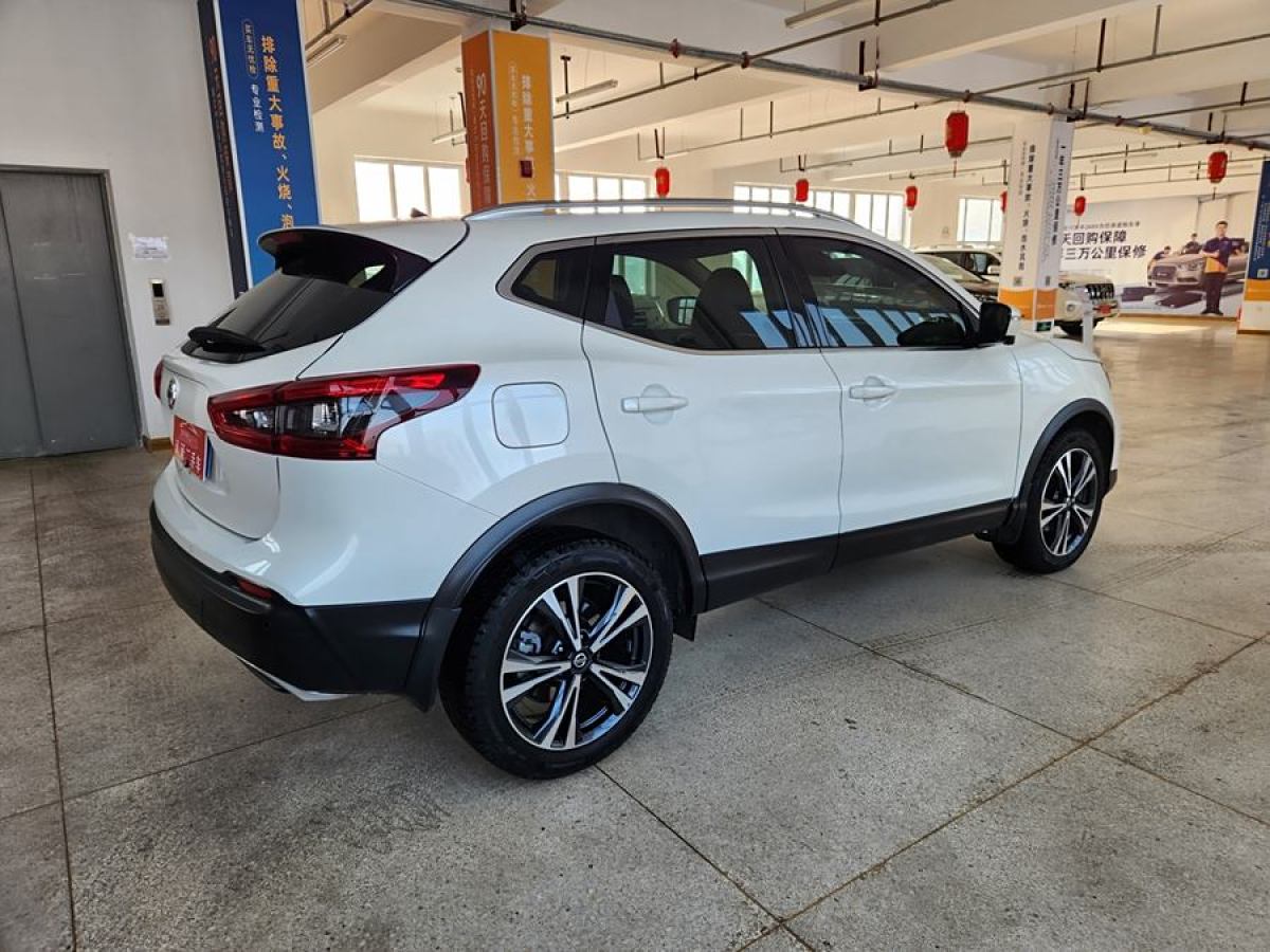 日產(chǎn) 逍客  2022款 2.0L CVT XV Prem.豪華版圖片