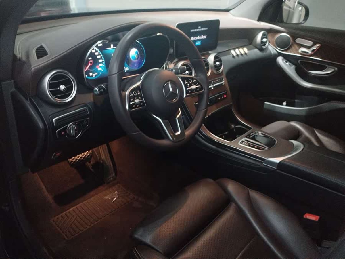 奔馳 奔馳GLC  2025款 改款 GLC 260 L 4MATIC 豪華型圖片
