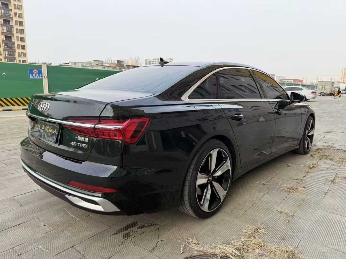 奧迪 奧迪A6L  2022款 40 TFSI 豪華動感型圖片