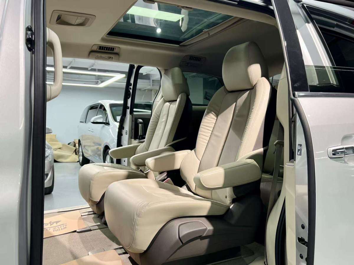 別克 GL8  2014款 3.0L GT豪華商務(wù)豪雅版圖片