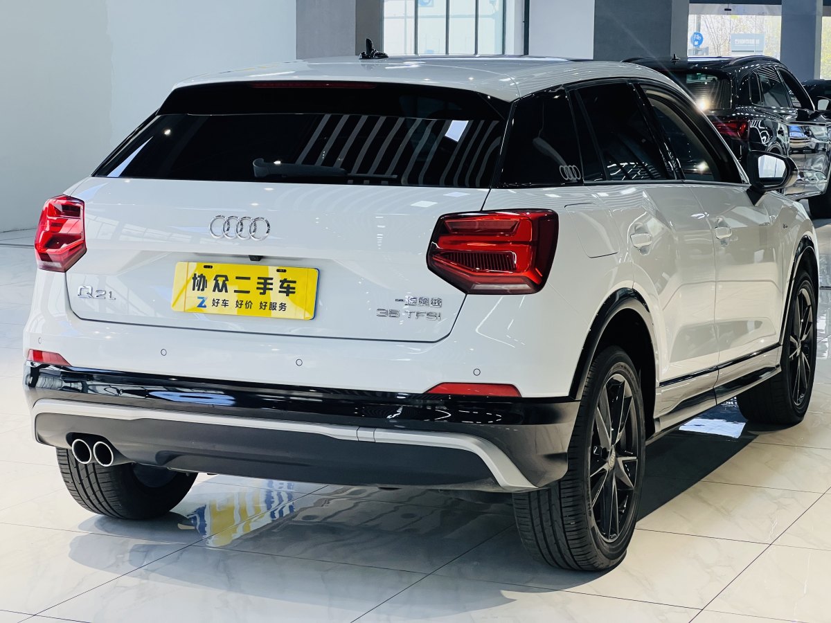 奧迪 奧迪Q2L  2021款 35 TFSI 時尚動感型圖片