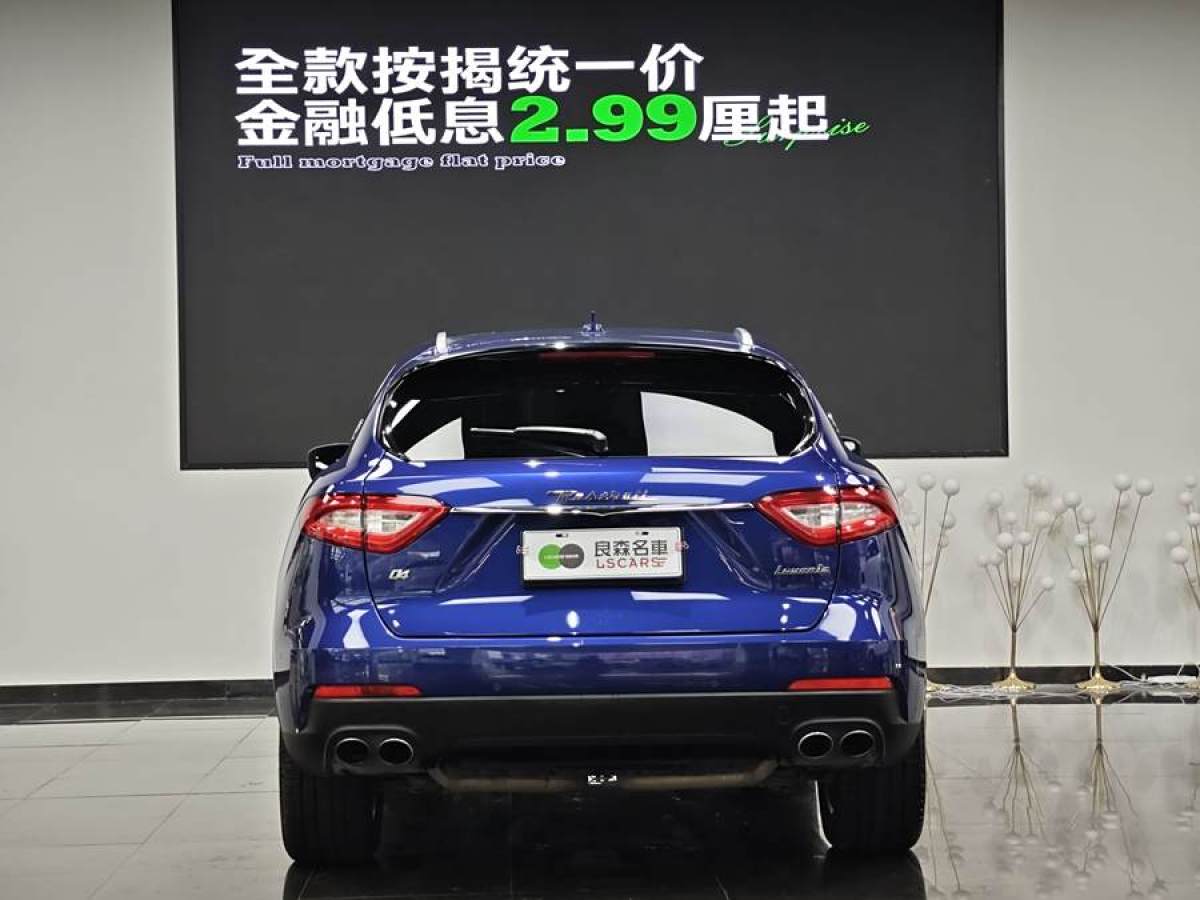 瑪莎拉蒂 Levante  2018款 3.0T 350Hp 標(biāo)準(zhǔn)版圖片