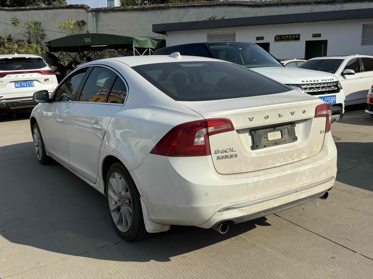 沃爾沃 S60  2017款 L 2.0T T4 智遠(yuǎn)版圖片