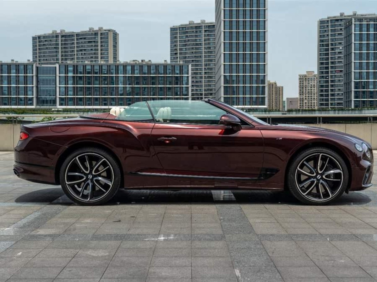 賓利 歐陸  2022款 4.0T GT V8 Mulliner 敞篷版圖片