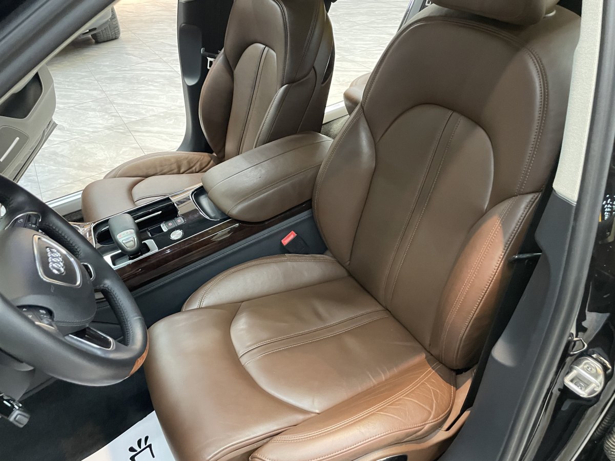 奧迪 奧迪A8  2013款 A8L 55 TFSI quattro豪華型圖片