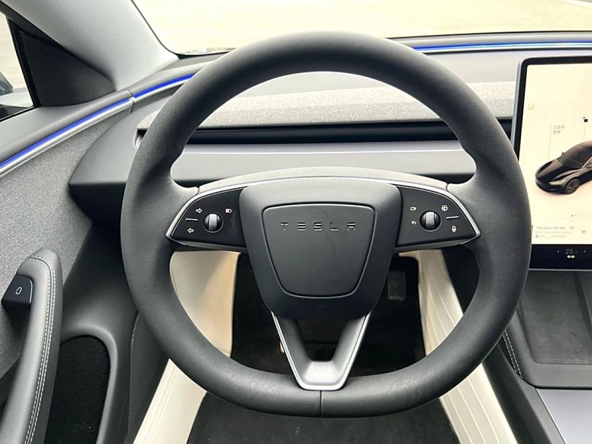 特斯拉 Model Y  2023款 后輪驅(qū)動(dòng)版圖片