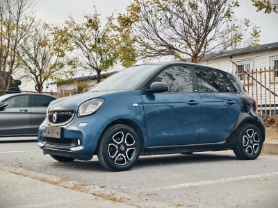 2017年7月 smart forfour 0.9T 66千瓦先鋒版圖片