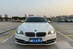 寶馬2系 寶馬 218i 1.5T 領(lǐng)先型