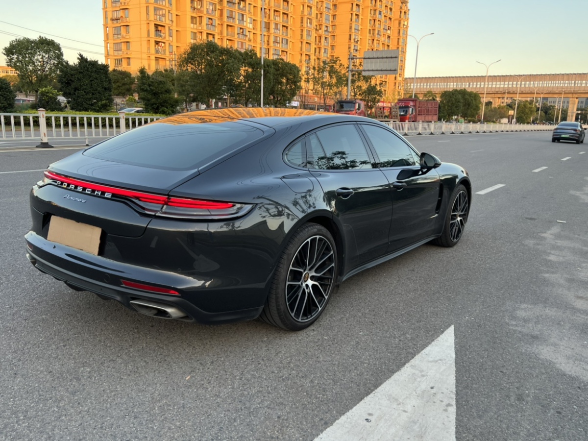 2022年03月保時(shí)捷 Panamera  2022款 Panamera 2.9T 鉑金版