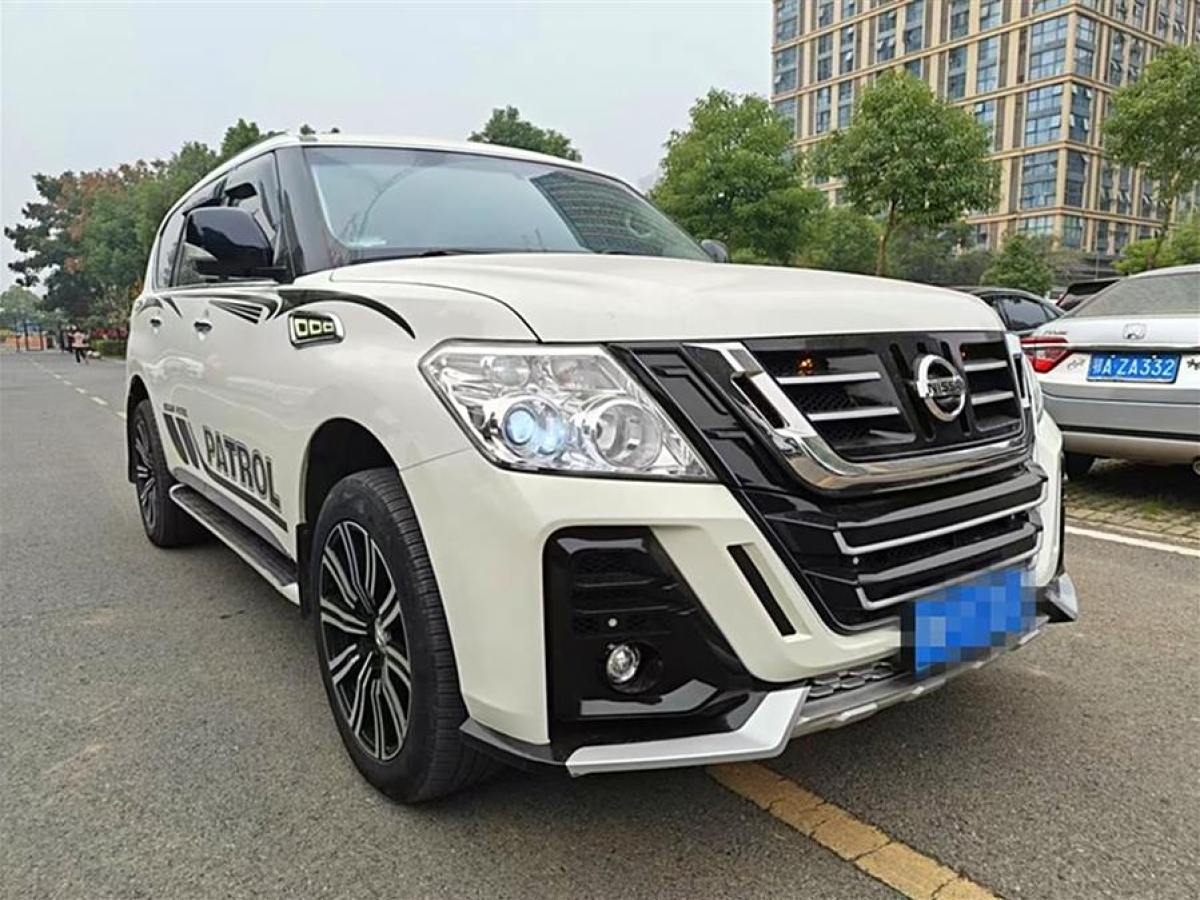 日產(chǎn) 途樂  2018款 4.0L 領(lǐng)英型圖片