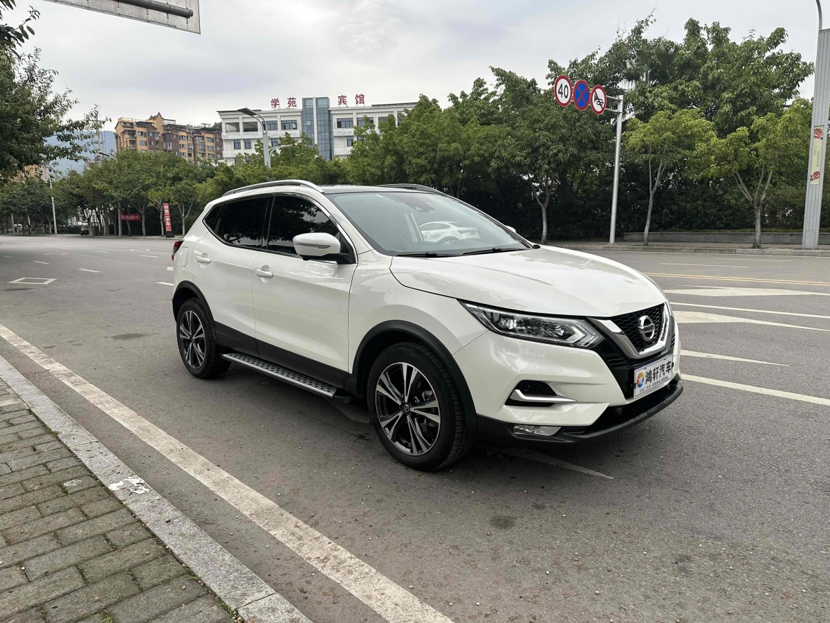 日產(chǎn) 逍客  2022款 2.0L CVT XV Prem.豪華版圖片