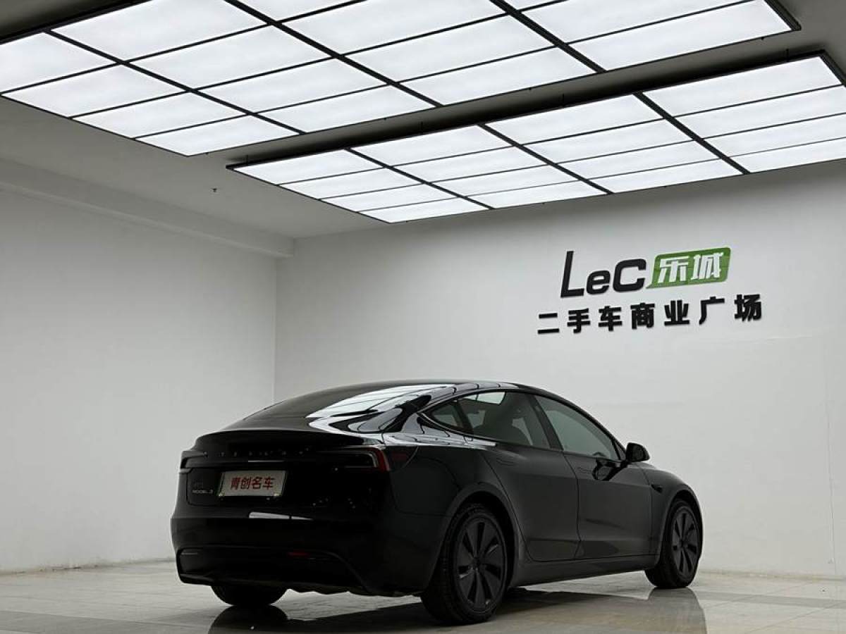 特斯拉 Model Y  2023款 后輪驅(qū)動(dòng)版圖片