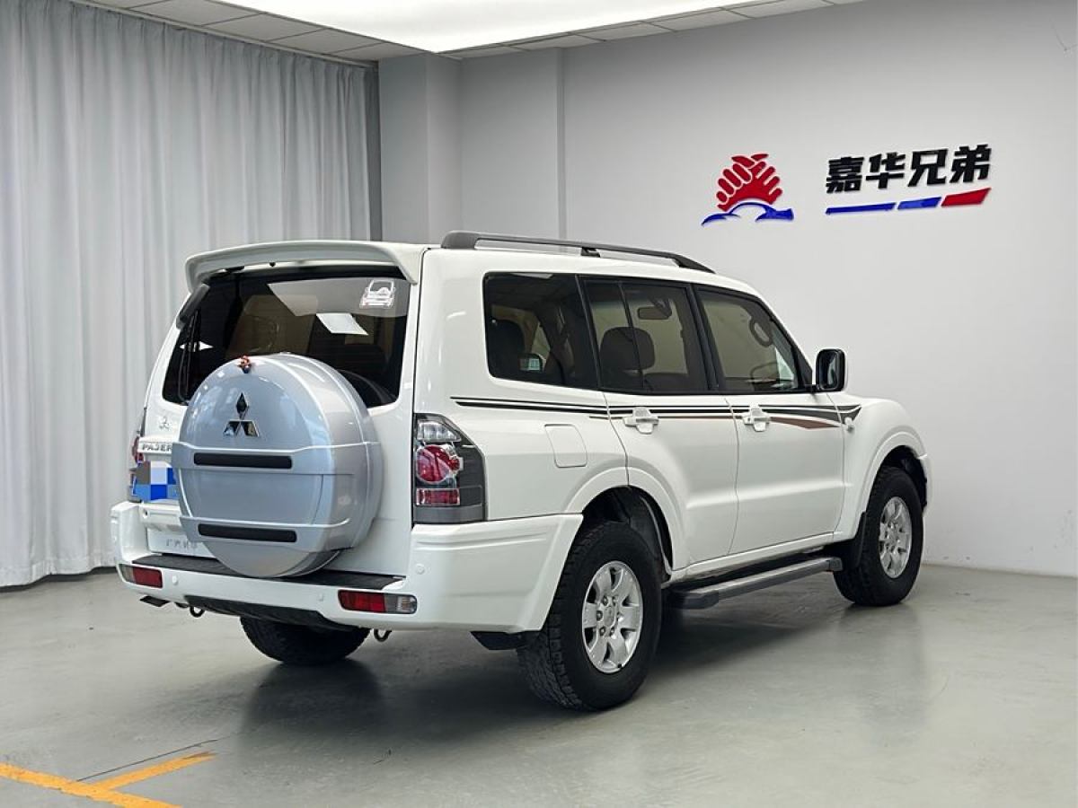 三菱 帕杰羅  2011款 V73 3.0L MT GLX圖片