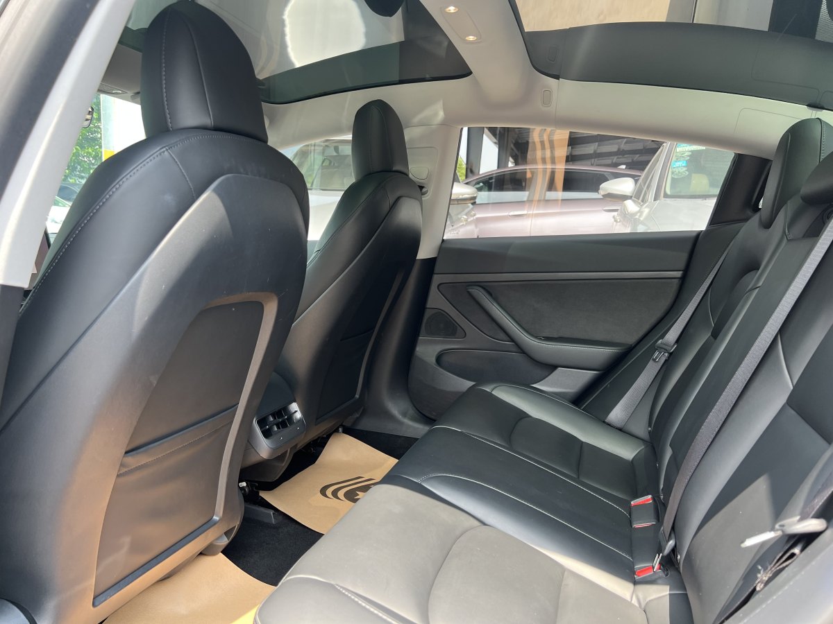 2020年11月特斯拉 Model 3  2020款 改款 標準續(xù)航后驅升級版