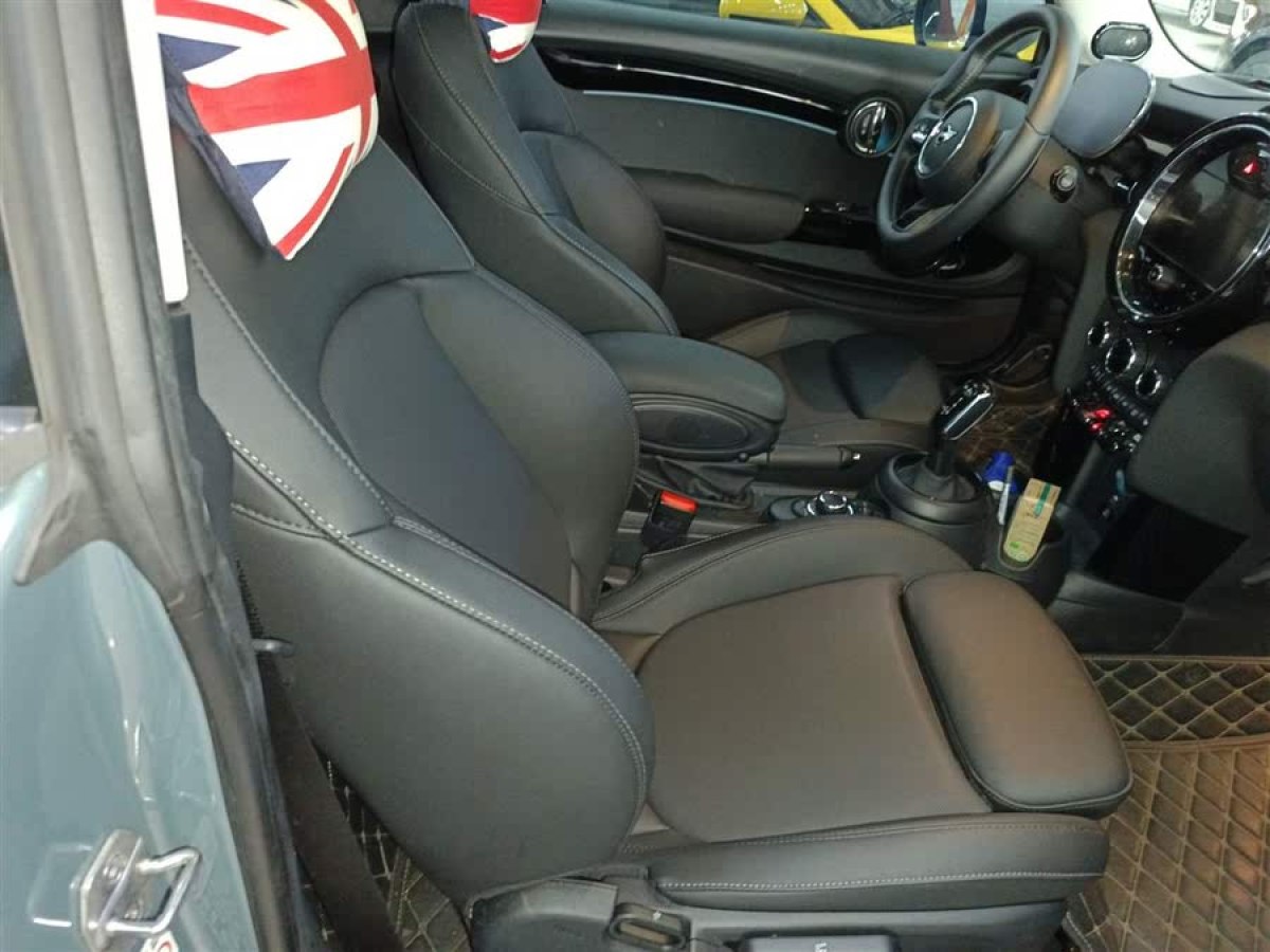 MINI MINI  2023款 2.0T COOPER S 弧光特別版圖片