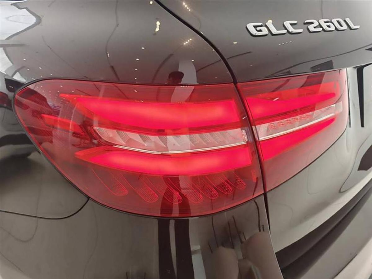 奔馳 奔馳GLC  2019款 GLC 260 L 4MATIC 動感型圖片