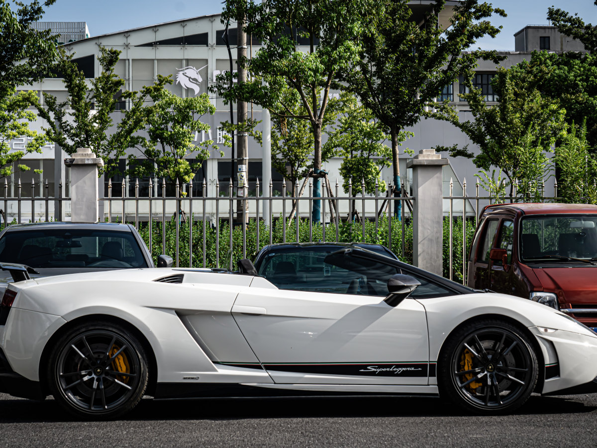 蘭博基尼 Gallardo  2011款 LP 570-4 Spyder Performante圖片