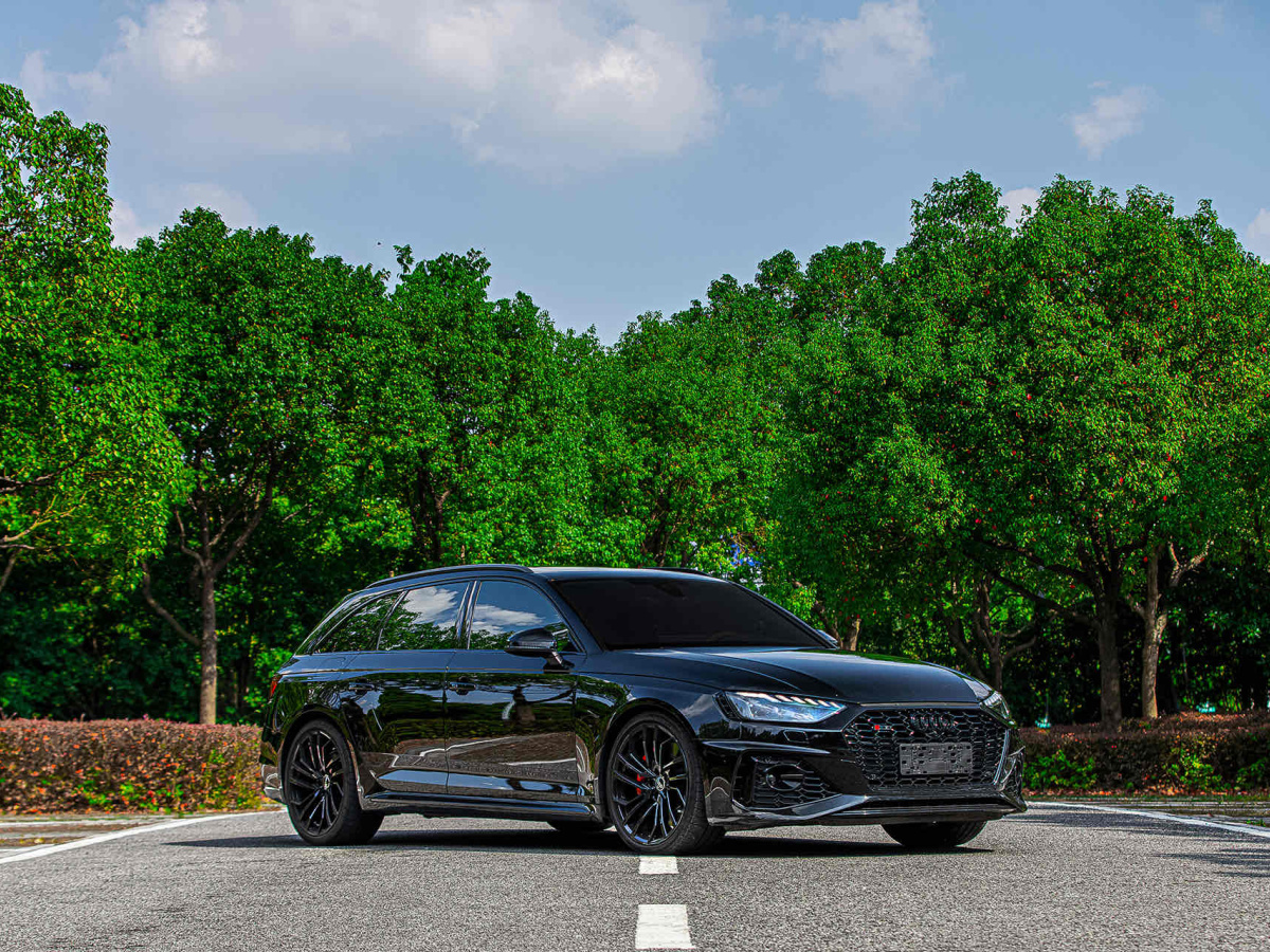 奧迪 奧迪RS 4  2023款 RS4 Avant 暗金版圖片