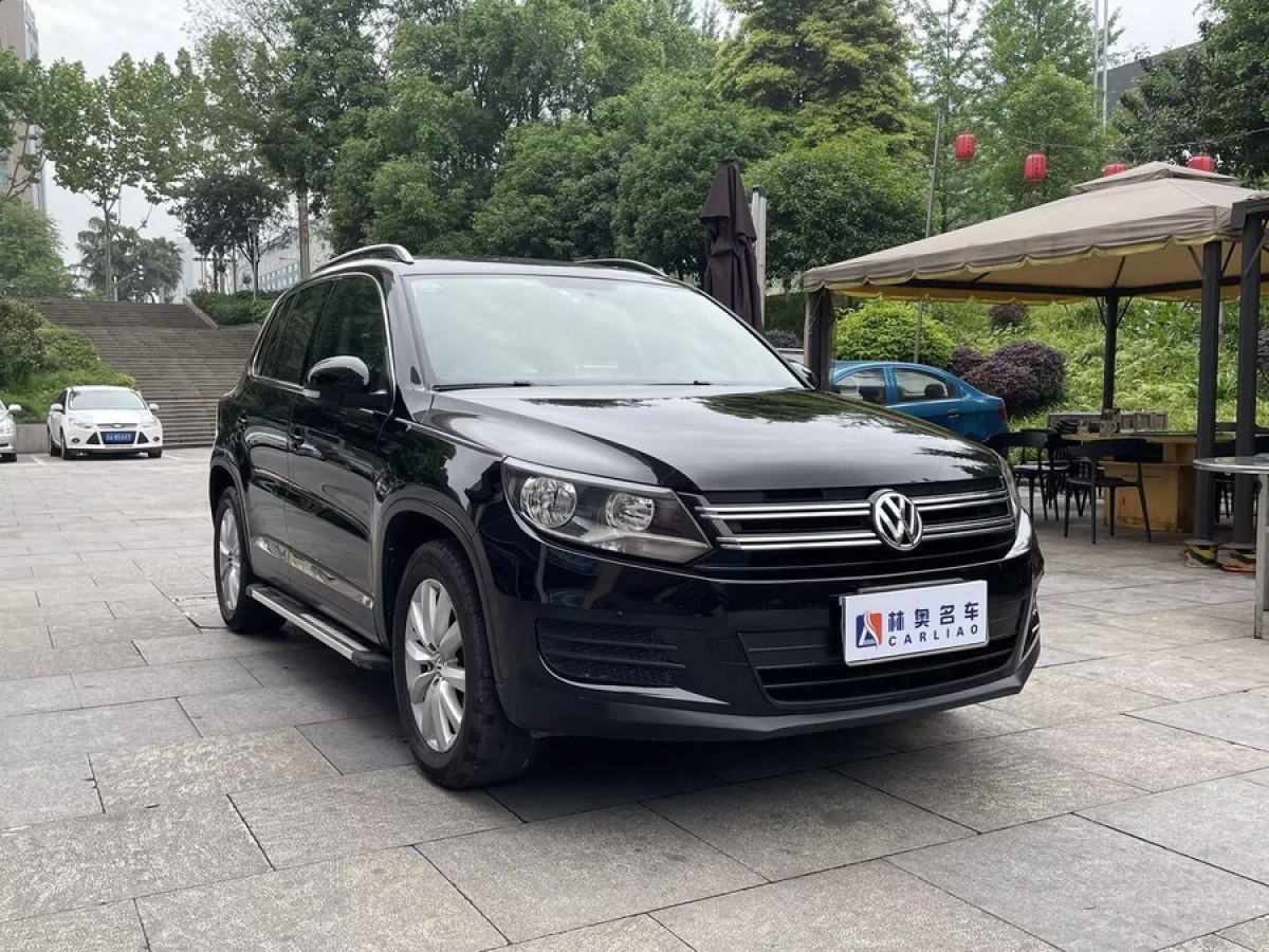 大眾 Tiguan  2016款 2.0TSI 四驅(qū)標(biāo)準(zhǔn)型圖片