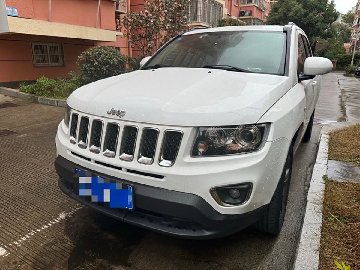 Jeep 指南者  2014款 改款 2.4L 四驅(qū)舒適版圖片