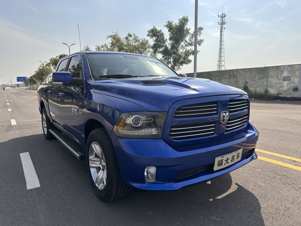 道奇 Ram  2011款 1500 Laramie圖片