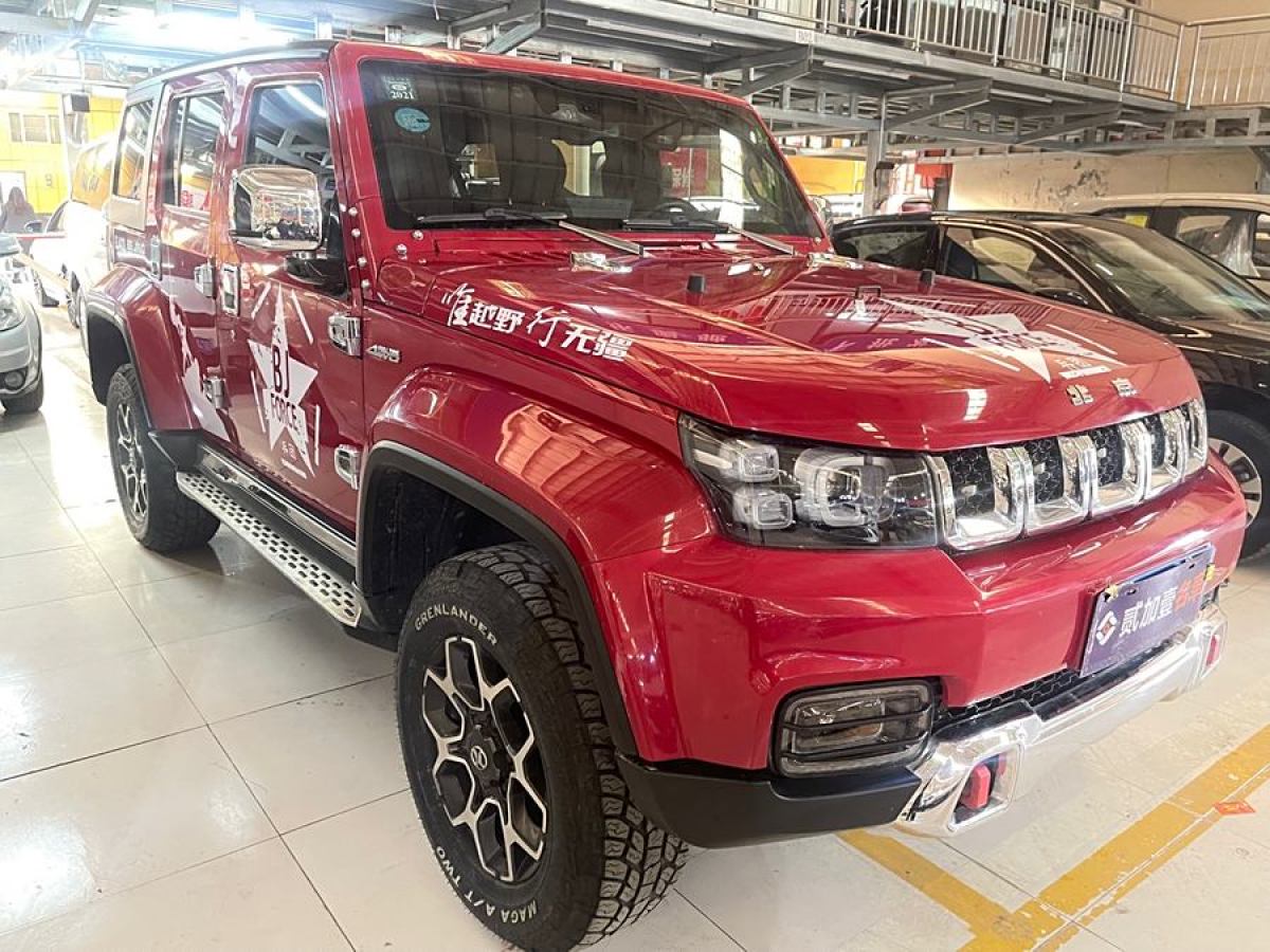 北京 BJ40  2019款  2.3T 自動四驅(qū)環(huán)塔冠軍版 國VI圖片