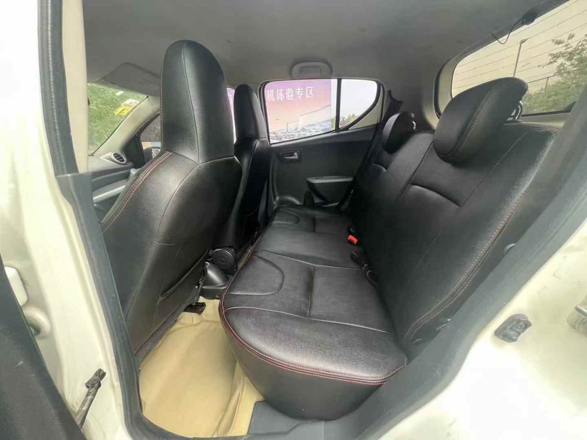 鈴木 奧拓  2015款 1.0L 自動限定型圖片