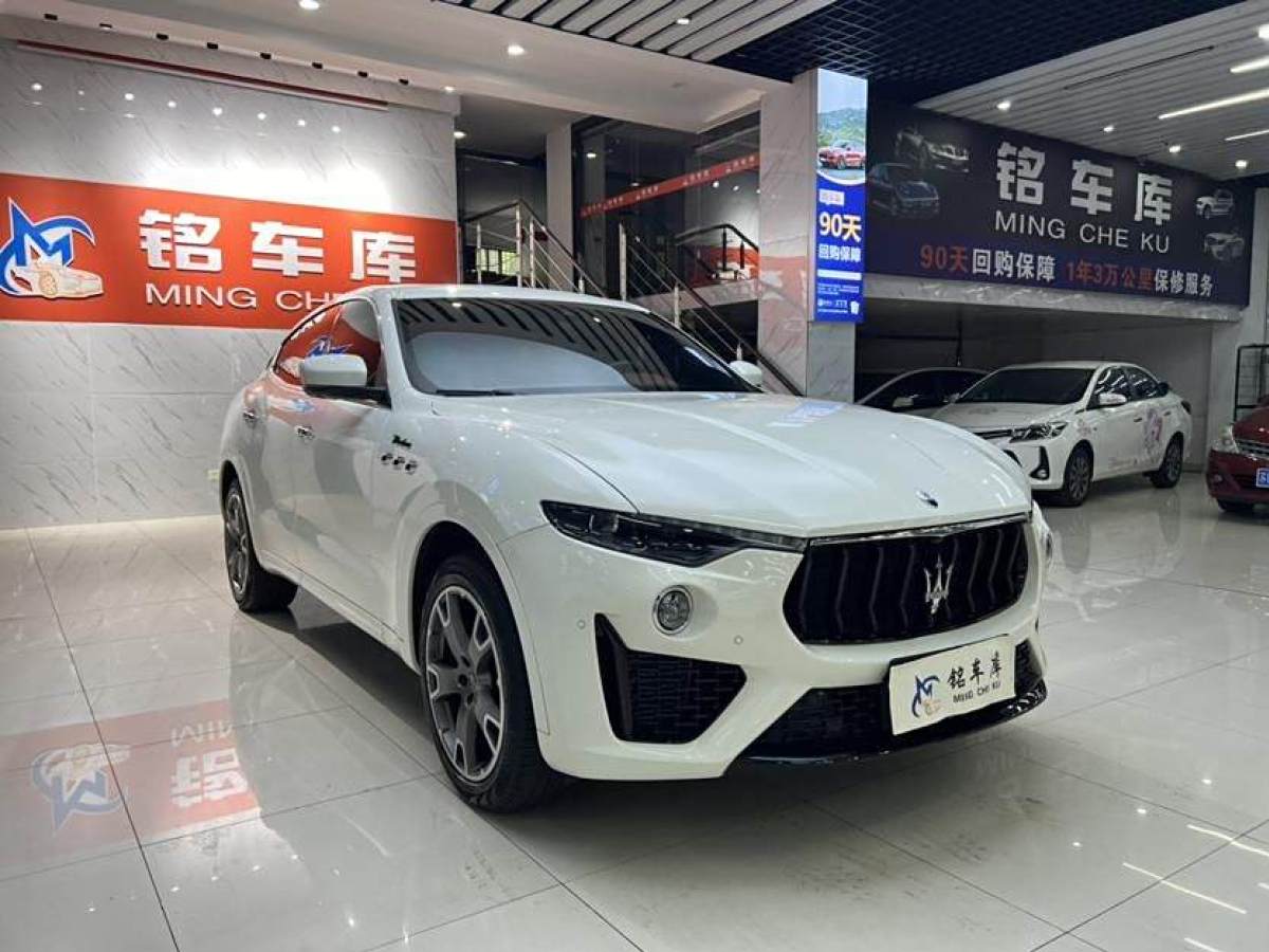 玛莎拉蒂 Levante  2023款 3.0T Modena图片