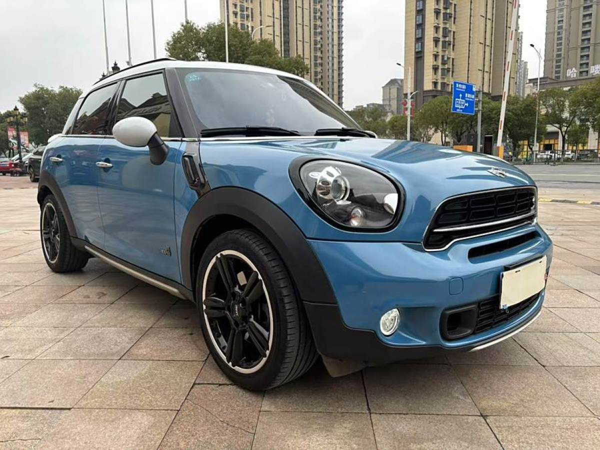 MINI COUNTRYMAN  2016款 1.6T COOPER ALL4 Fun裝備控圖片