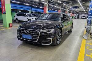 奥迪A6L 奥迪 改款 45 TFSI quattro 臻选动感型