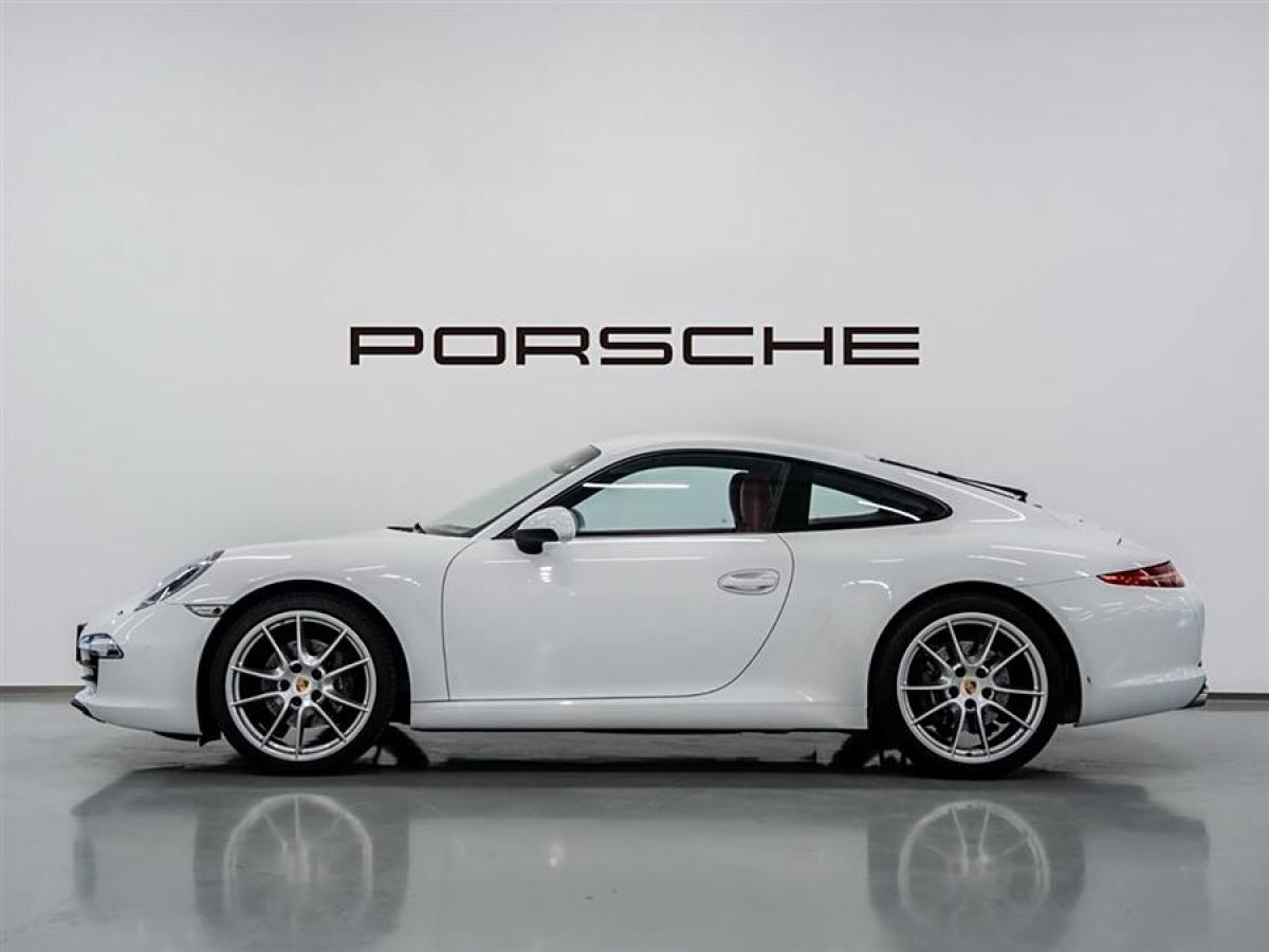 2015年5月保時(shí)捷 911  2012款 Carrera 3.4L