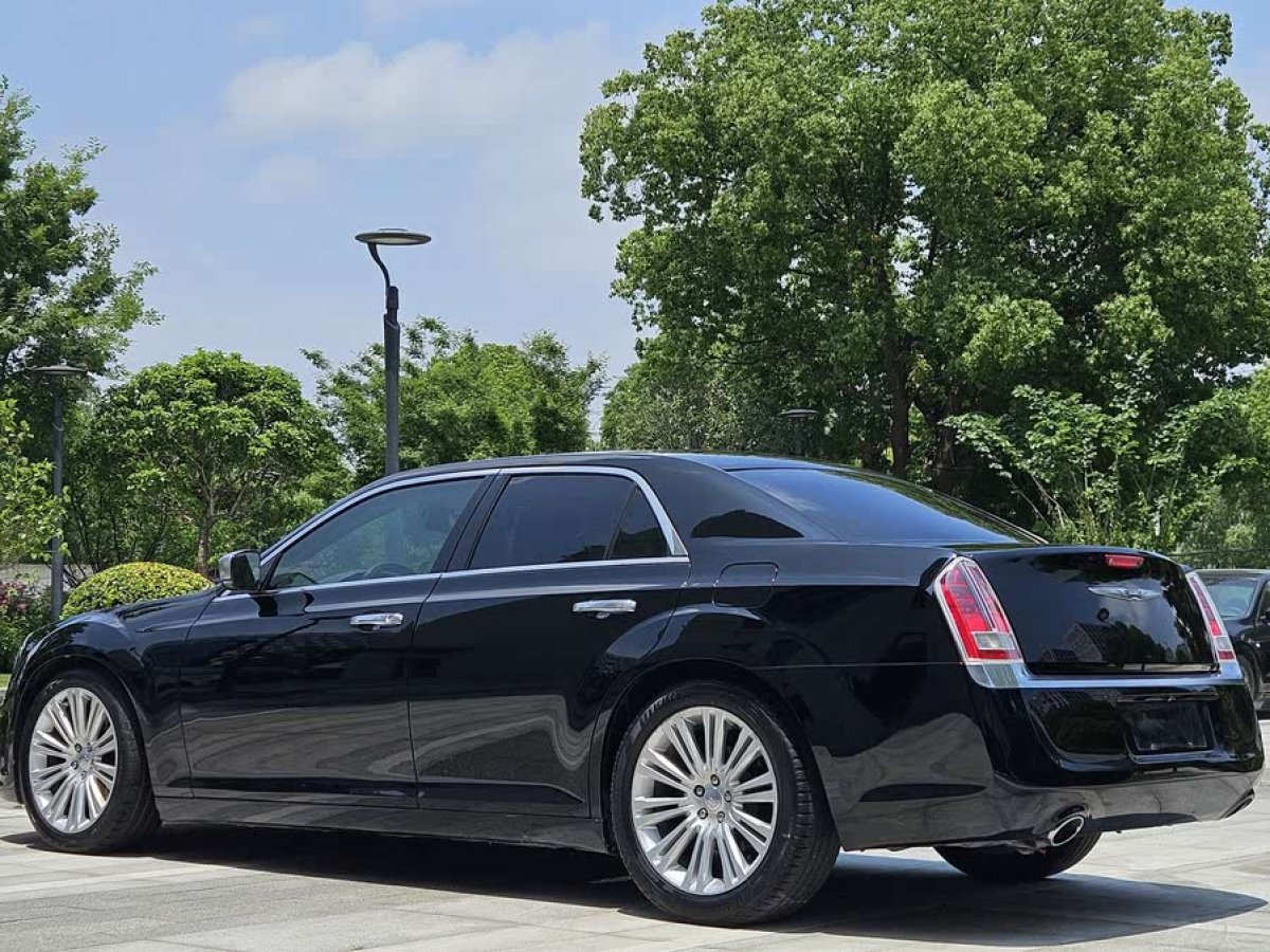 克萊斯勒 300C  2013款 3.6L 尊享版圖片