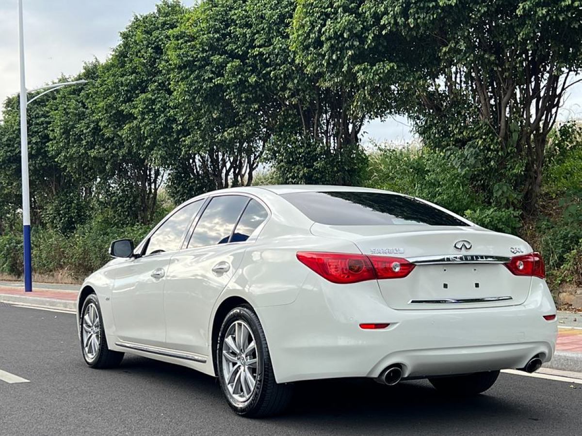 英菲尼迪 Q50L  2016款 2.0T 悅享版圖片