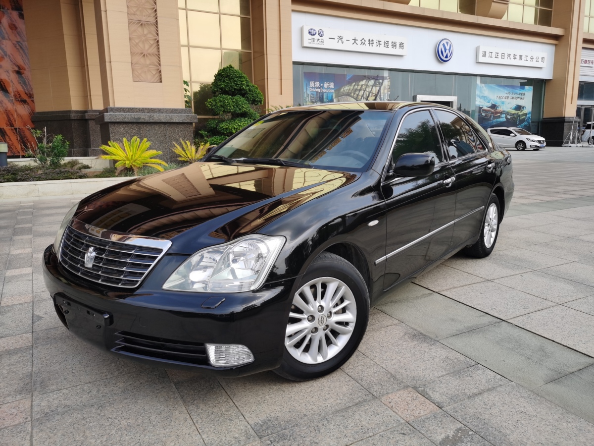 2005年9月豐田 皇冠 2005款 3.0l royal e