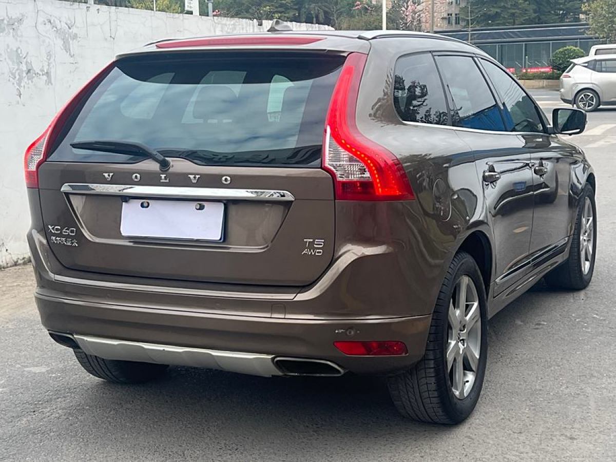 沃爾沃 XC60  2015款 T5 AWD 智馭版圖片