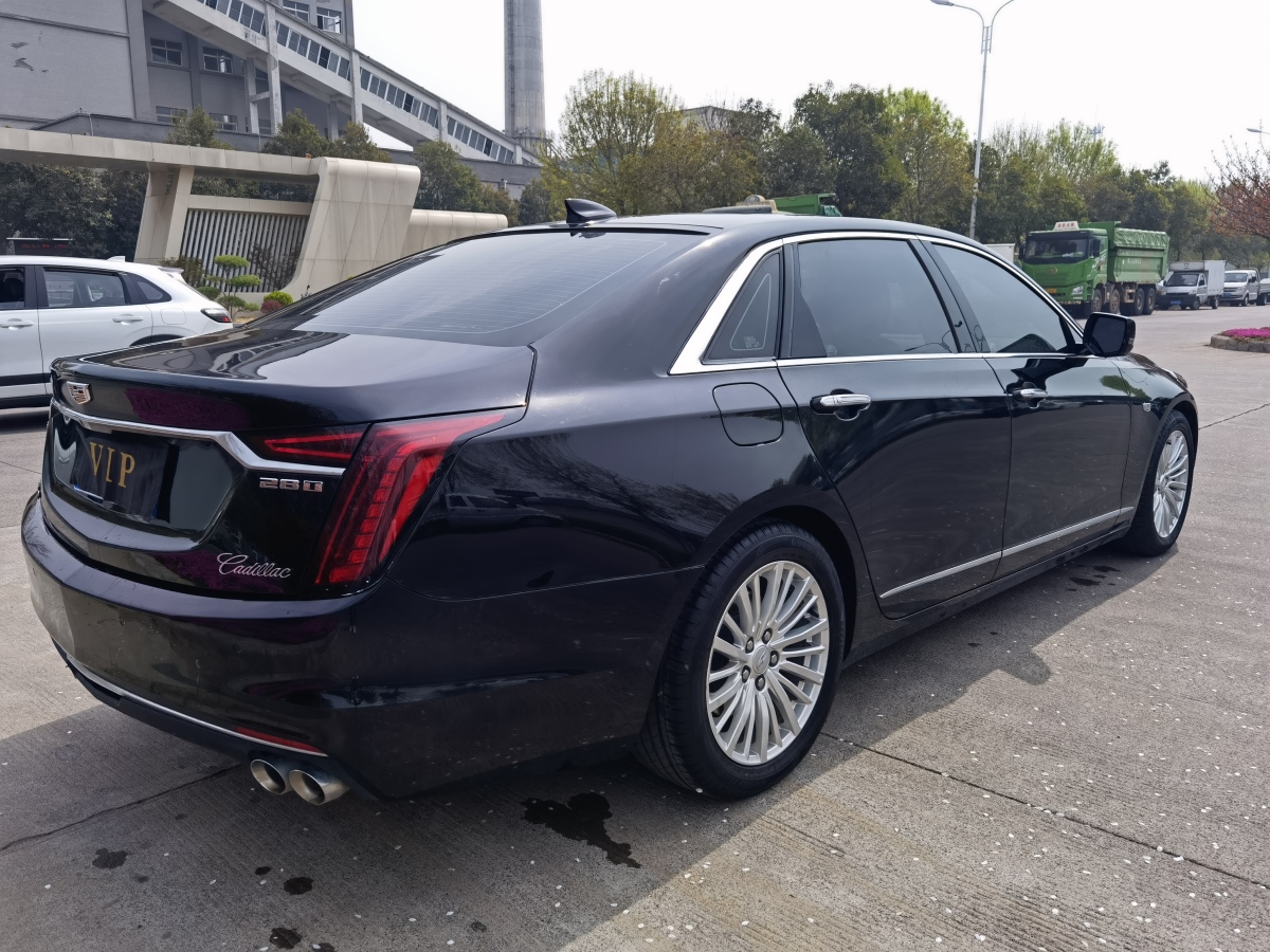 凱迪拉克 CT6  2022款 28T 豪華型圖片