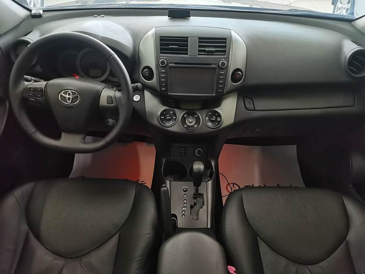 豐田 RAV4榮放  2012款 炫裝版 2.4L 自動(dòng)四驅(qū)豪華圖片