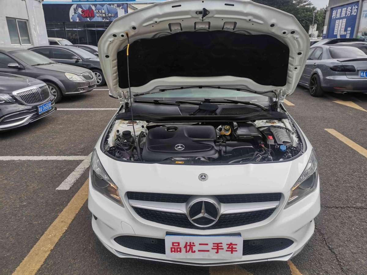 奔驰 奔驰CLA级  2019款 CLA 200 动感型图片