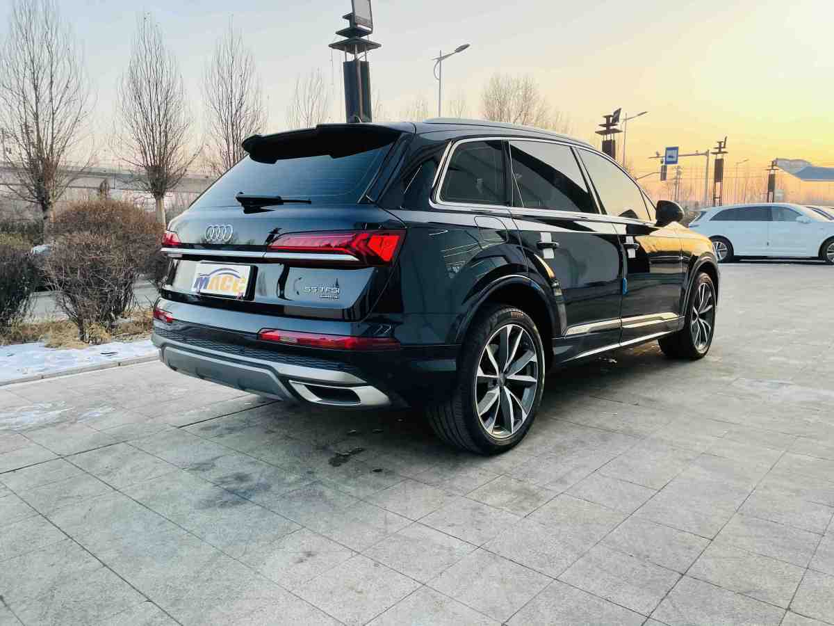 奧迪 奧迪Q7  2024款 55 TFSI quattro S line運動型圖片