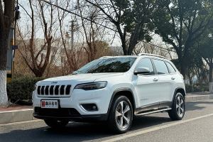 自由光 Jeep 2.0T 四驅探享版+自動駕駛智慧包