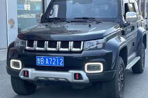 BJ40 北京  PLUS 2.3T 自動(dòng)四驅(qū)尊享版 國(guó)VI