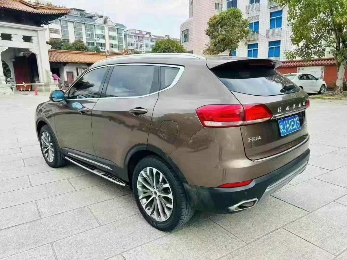 哈弗 H6  2018款 紅標(biāo)H6 COUPE 1.5T DCT兩驅(qū)豪華型圖片