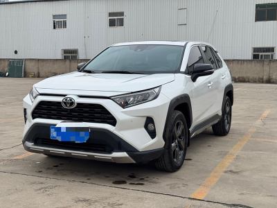 2022年10月 豐田 RAV4榮放 2.0L CVT四驅(qū)風尚Plus版圖片