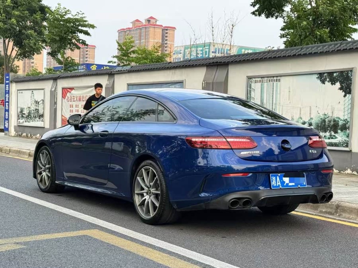 奔馳 奔馳E級  2021款 改款 E 260 轎跑車圖片